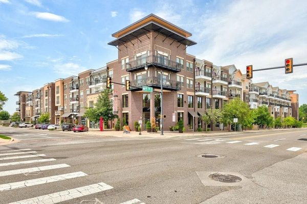 Edge at Midtown apartments