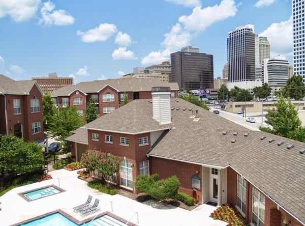 Renaissance Uptown apartments