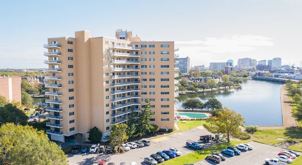 Pembroke Towers Apartment Homes apartments