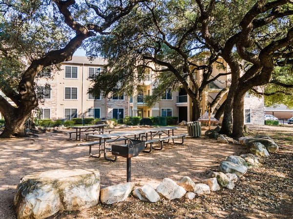 The Park At Monterey Oaks apartments