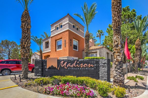 Madison at Black Mountain apartments