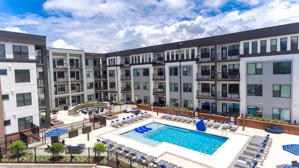 West End Station apartments