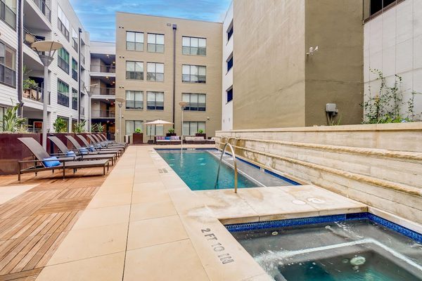 Cole Apartments apartments in Austin TX