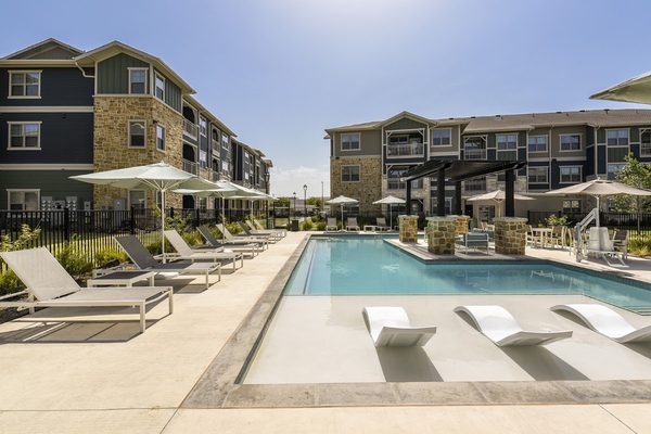 The Independence apartments in Mckinney, TX