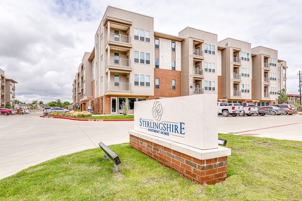 Sterlingshire apartments in Dallas, TX