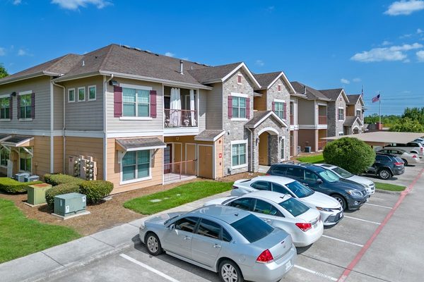 Cypress Creek at Fayridge apartments