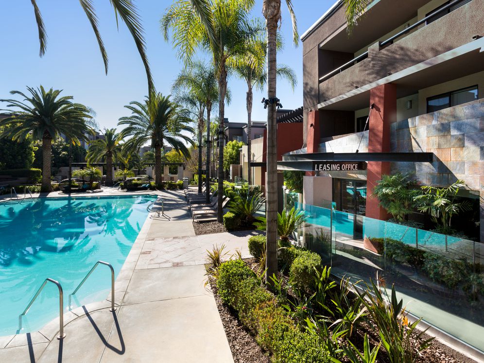 Avalon Burbank apartments in Burbank, CA