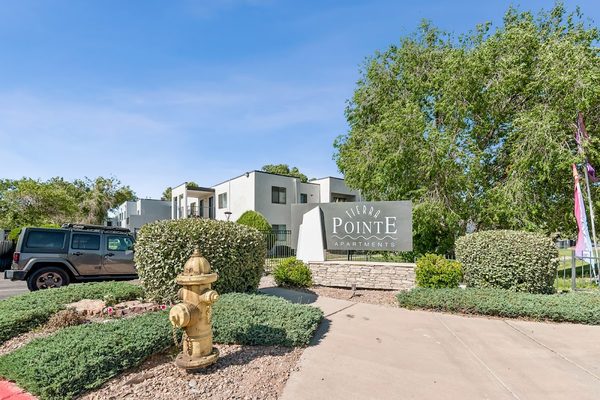 Tierra Pointe apartments in Albuquerque, NM