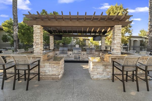 Estancia at Mission Grove apartments in Riverside, CA