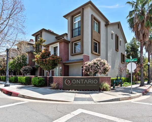 Ontario Town Square Townhomes apartments in Ontario, CA