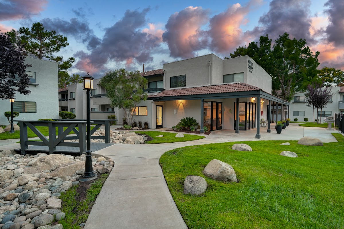 Park West Village Apartments apartments in Lancaster, CA