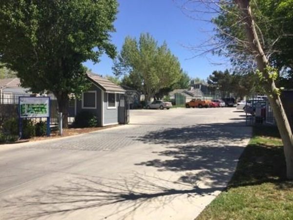 The Cape apartments in Palmdale, CA