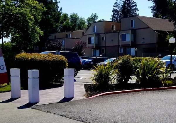 Woodchase Apartment Homes apartments in San Leandro, CA