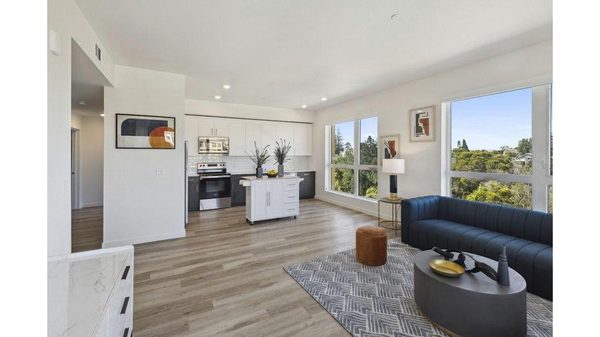 Lincoln Landing apartments in Hayward, CA