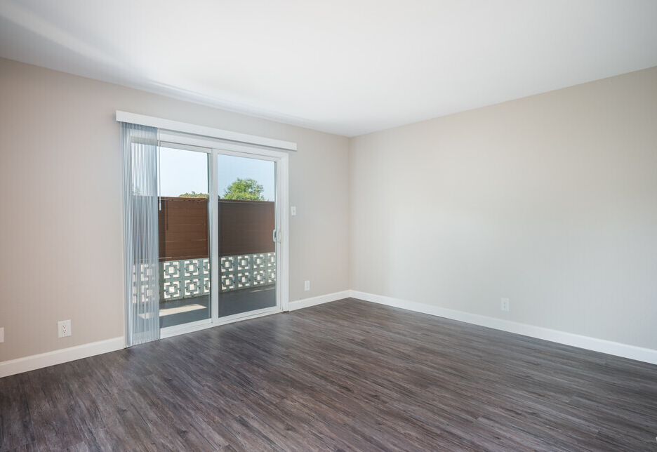The Brook on Center apartments in Hayward, CA