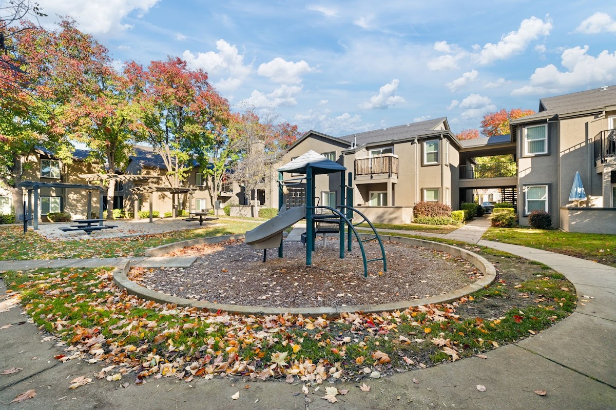 The Preserve at Creekside apartments in Roseville, CA