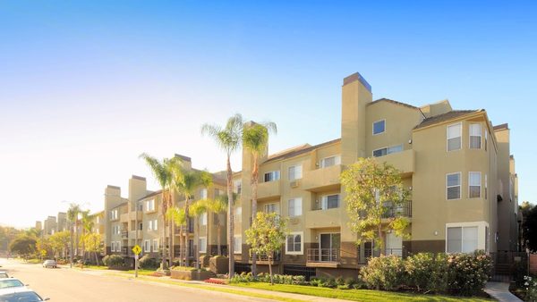 Anchor Pacifica apartments in Pasadena, CA