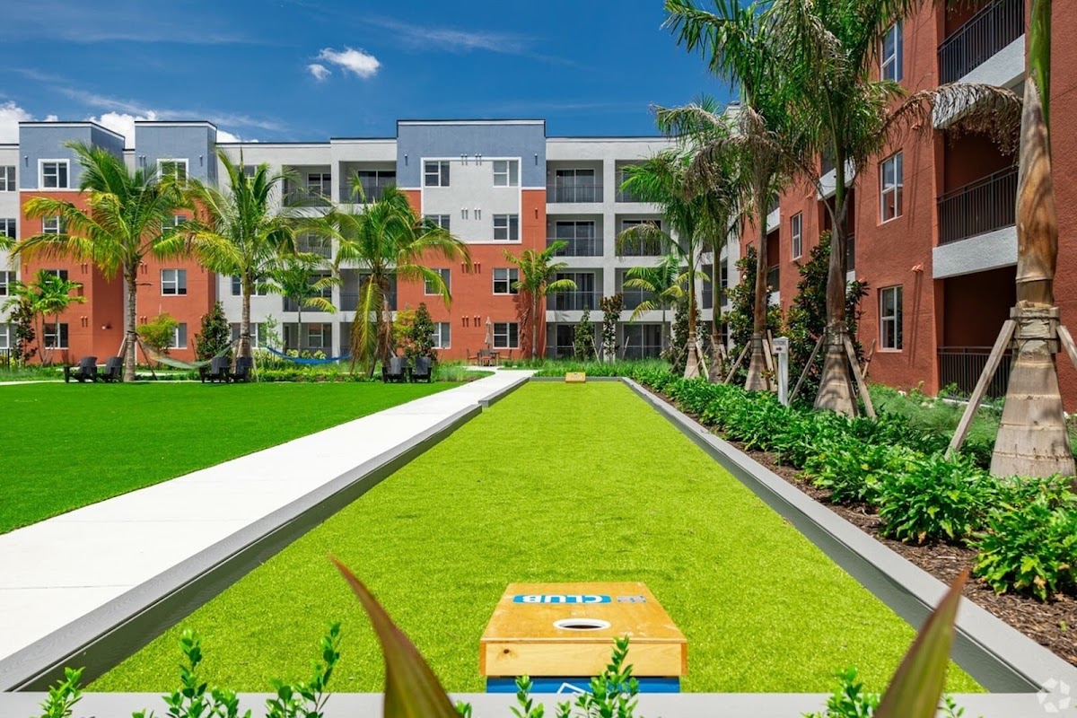 The Club on Pine Island apartments in Cape Coral, FL