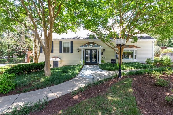 Lake Johnson Mews Apartments & Townhomes apartments