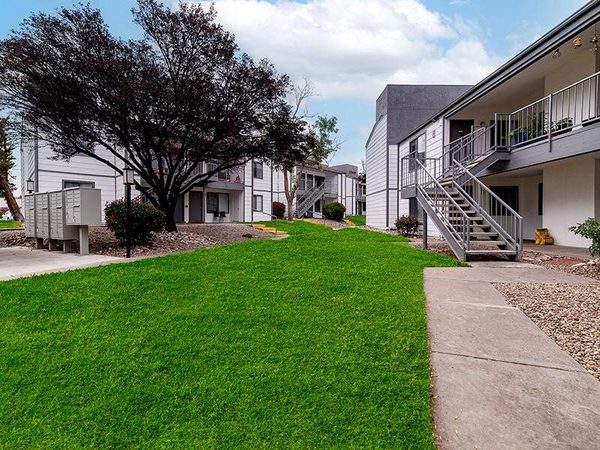 Dorado Heights apartments