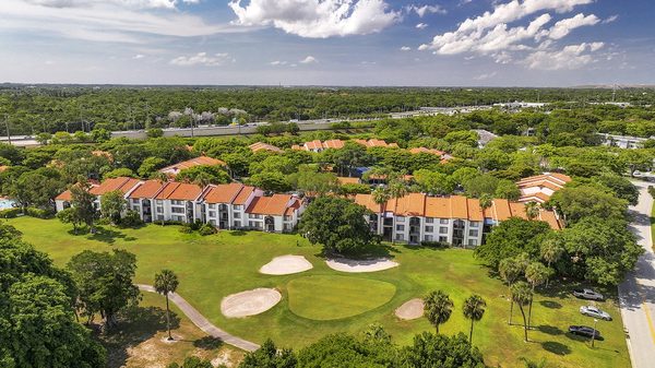 St. Andrews at Palm Aire Apartments apartments in Pompano Beach, FL