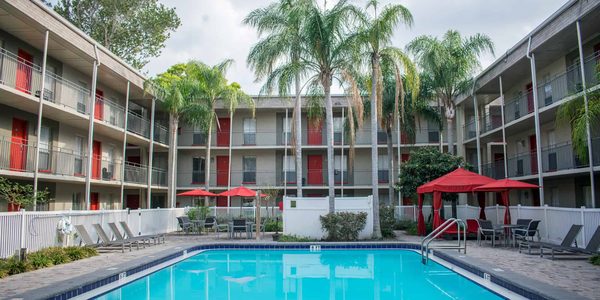 Promenade at Belleair Apartments apartments in Clearwater, FL