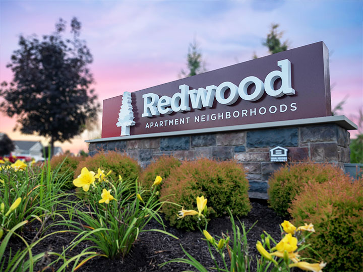 Redwood Lockport apartments in Lockport, IL