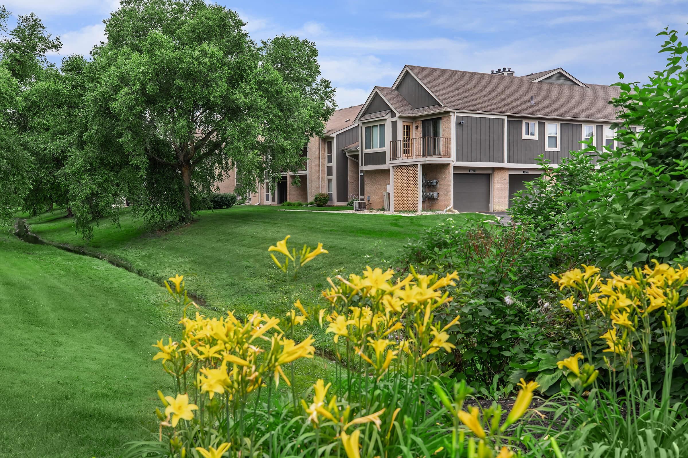 Manors At Knollwood Apartments apartments in Clinton Township, MI