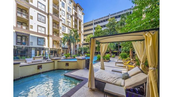 4001 Midtown apartments in Houston TX