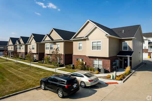 Towne Center Apartments apartments in Warren, MI