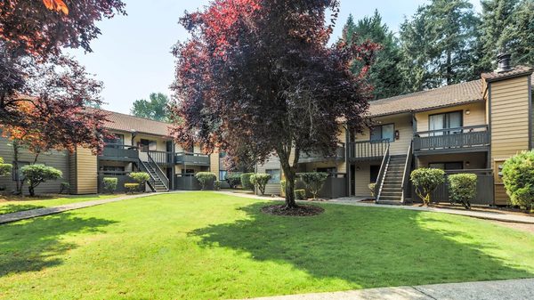 Bellevue Meadows Apartments apartments in Bellevue, WA