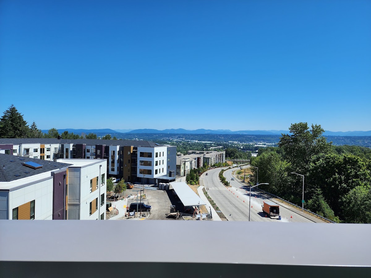 Alexan Gateway apartments in Kent, WA