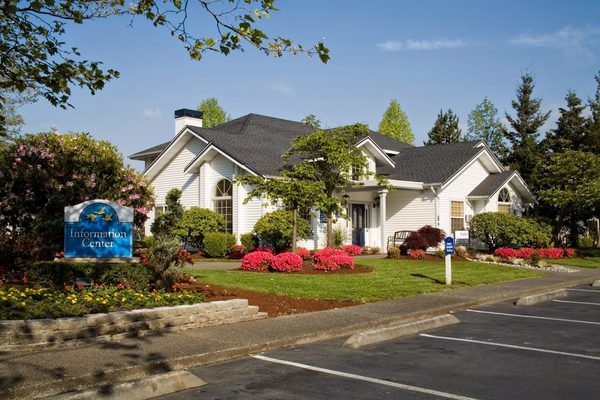 Island Park apartments in Kent, WA