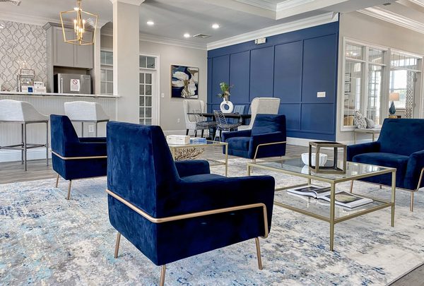 Monticello at Town Center apartments in Hampton, VA
