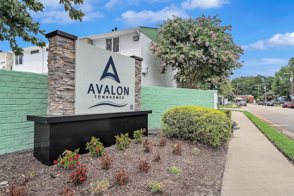 Avalon Townhomes apartments in Hampton, VA
