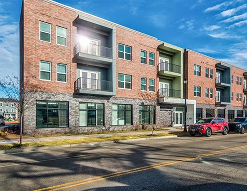 Legacy Landing apartments in Newport News, VA