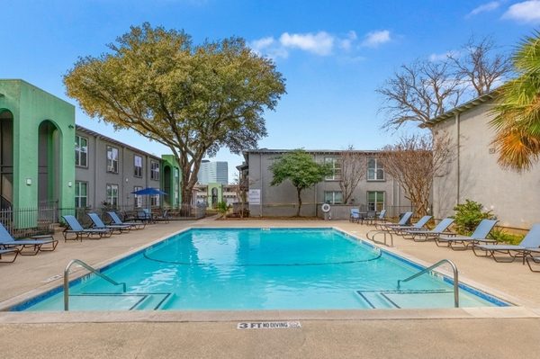 The Entro At Midtown apartments in Dallas, TX