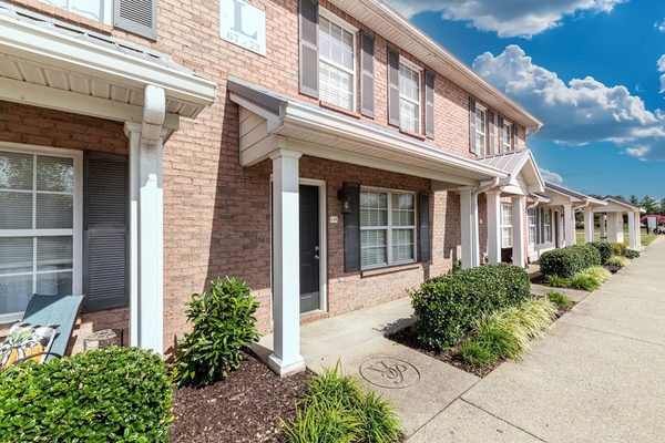 Victoria Place Townhomes apartments in Murfreesboro, TN