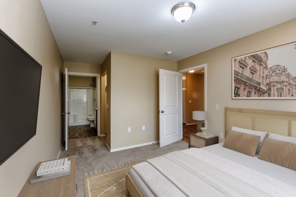Willamette Park apartments in Salem, OR