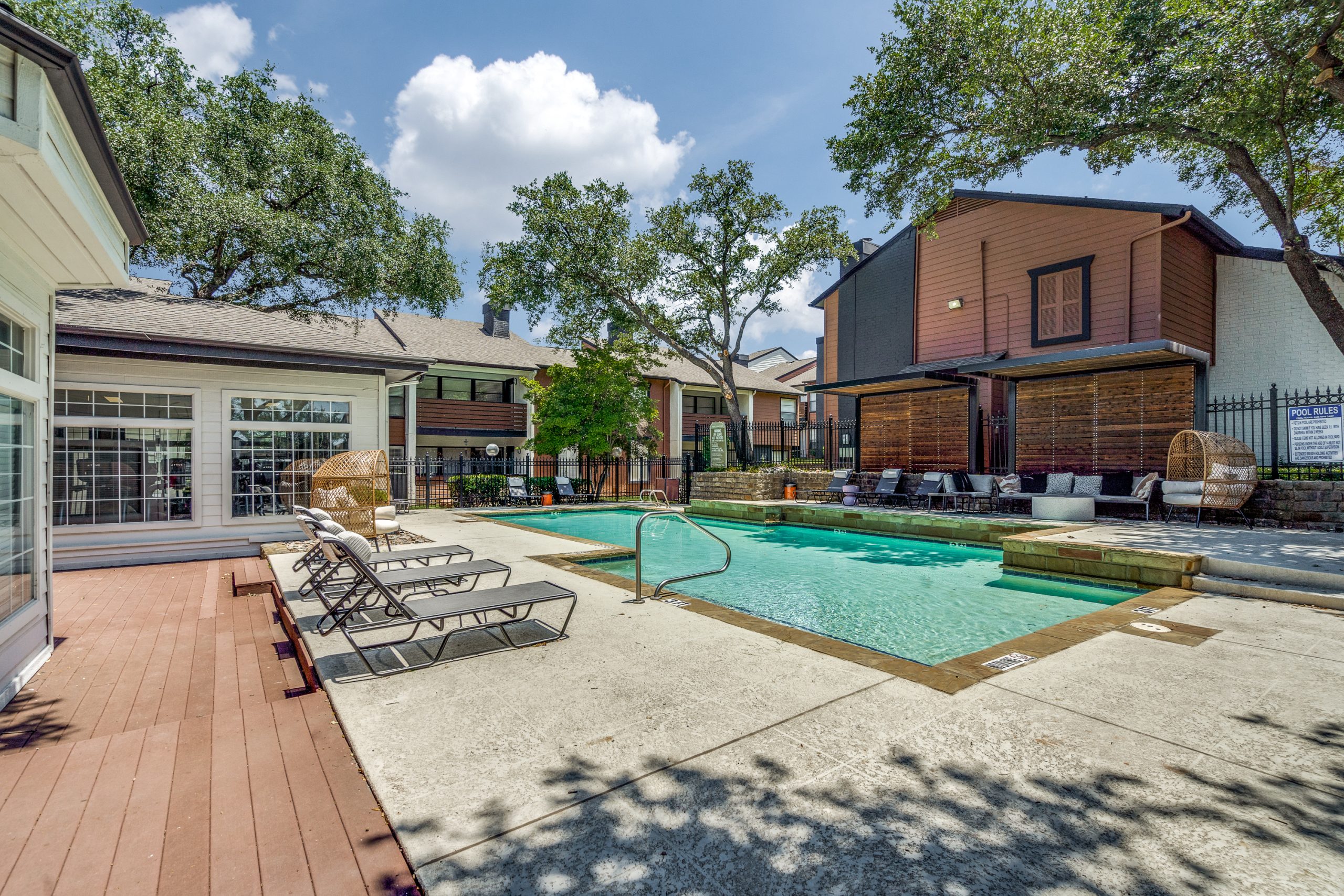 Evaline Apartments apartments in Dallas, TX