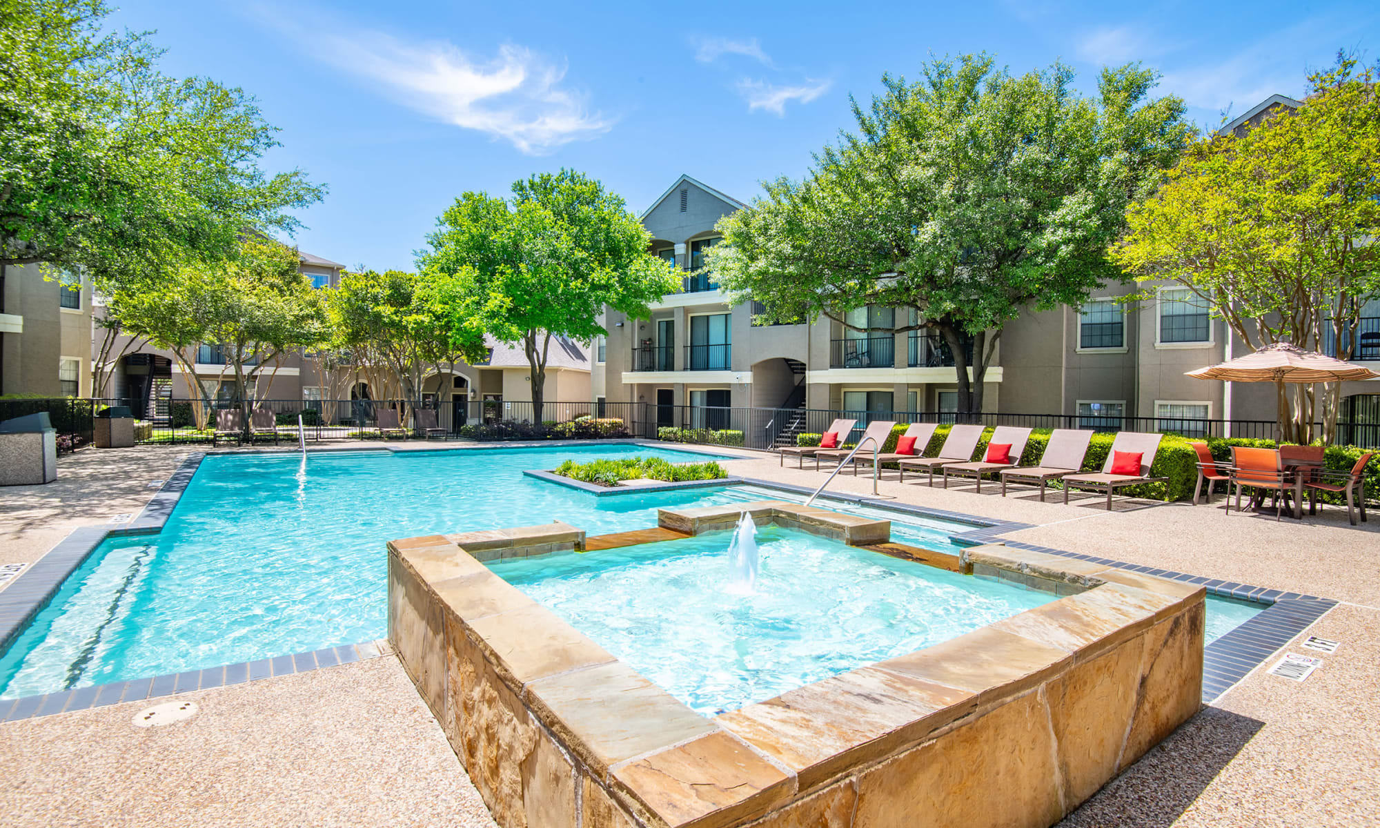 Briargrove at Vail apartments in Dallas, TX