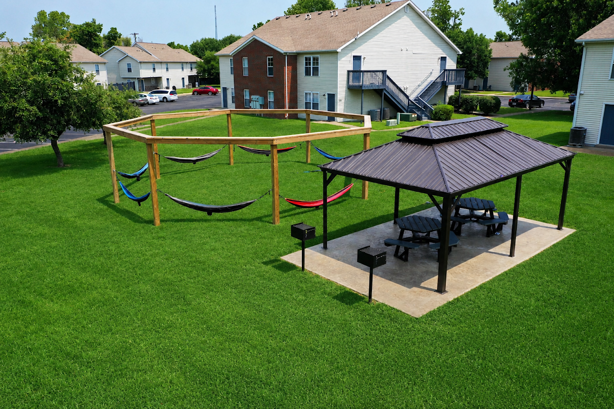 City Pointe Apartments and Townhomes Evansville apartments in Evansville, IN