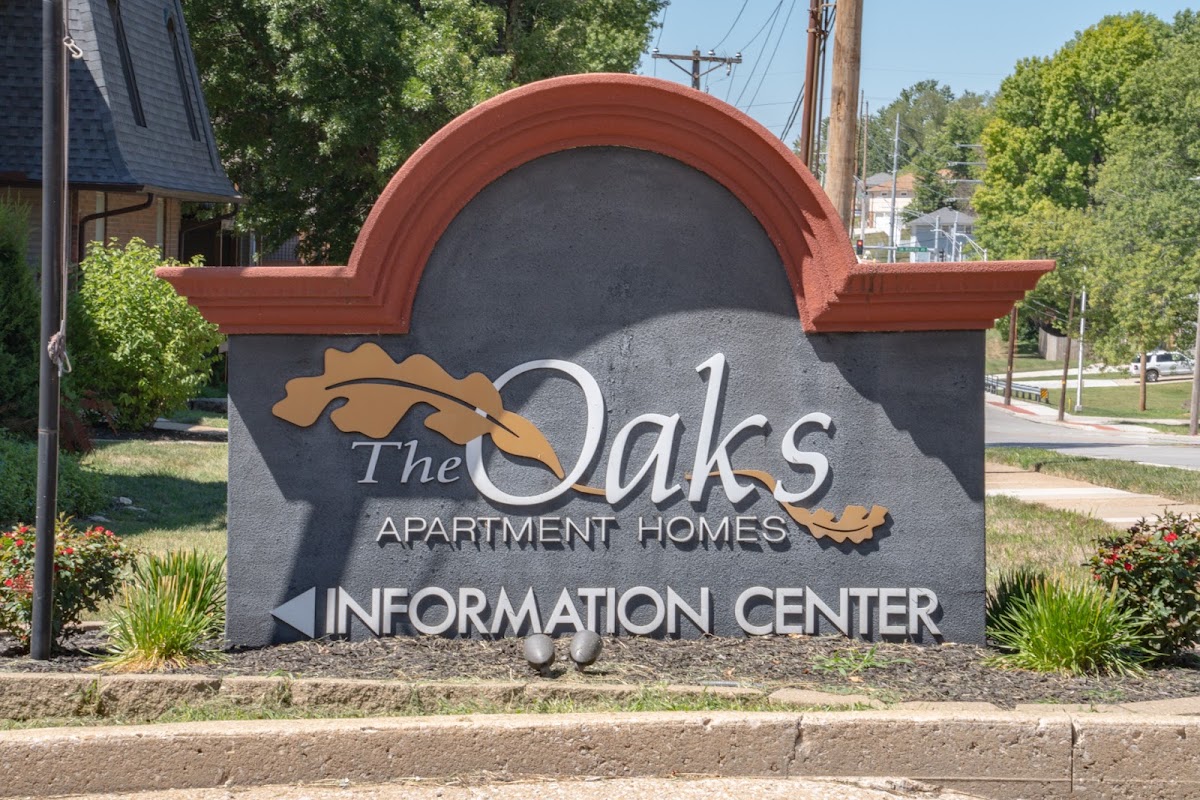 The Oaks Apartments apartments in Lee S Summit, MO