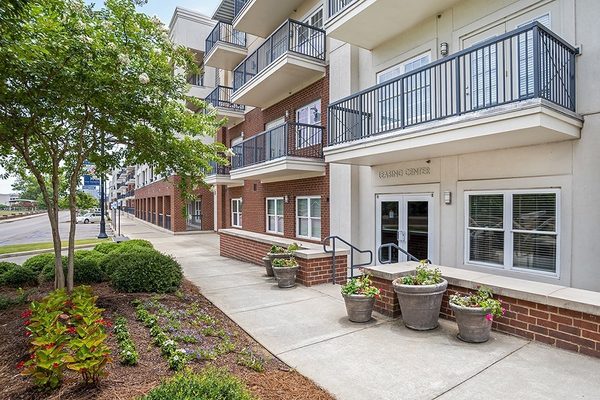 The Heights Apartments apartments in Montgomery, AL