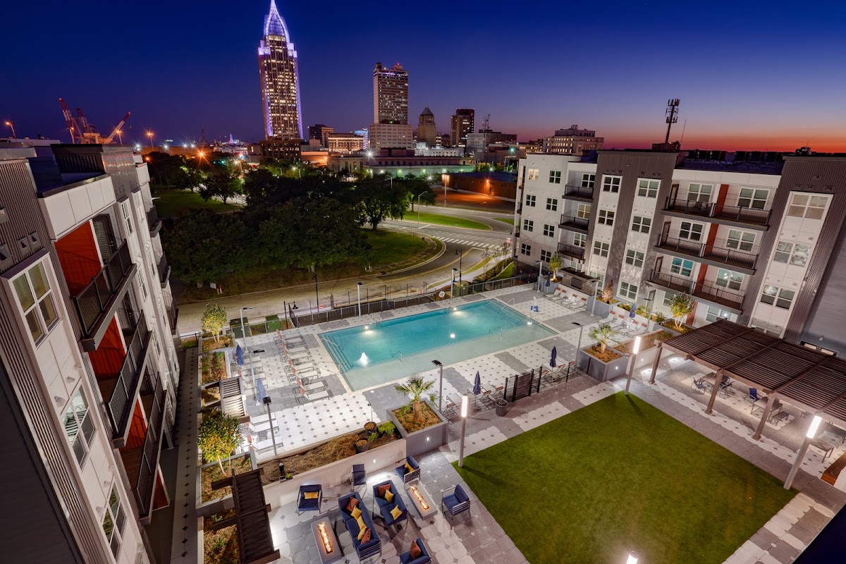 Meridian at the Port apartments in Mobile, AL