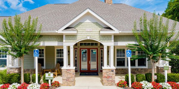 The Crossings At Cottage Hill apartments in Mobile, AL