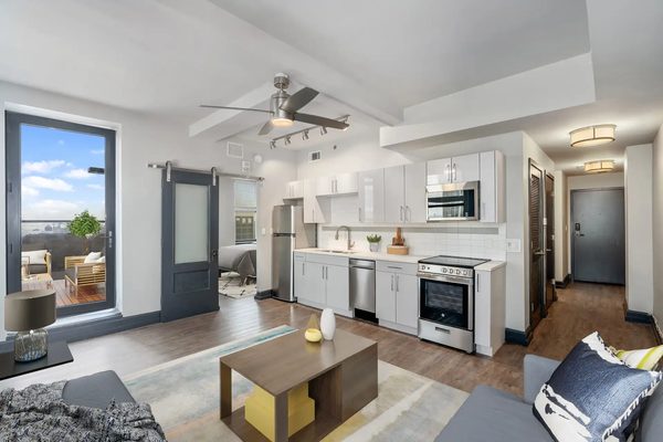 Merchants Plaza apartments in Mobile, AL
