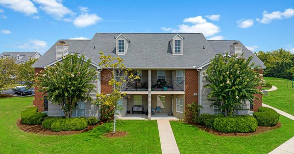 Peppertree apartments in Montgomery, AL