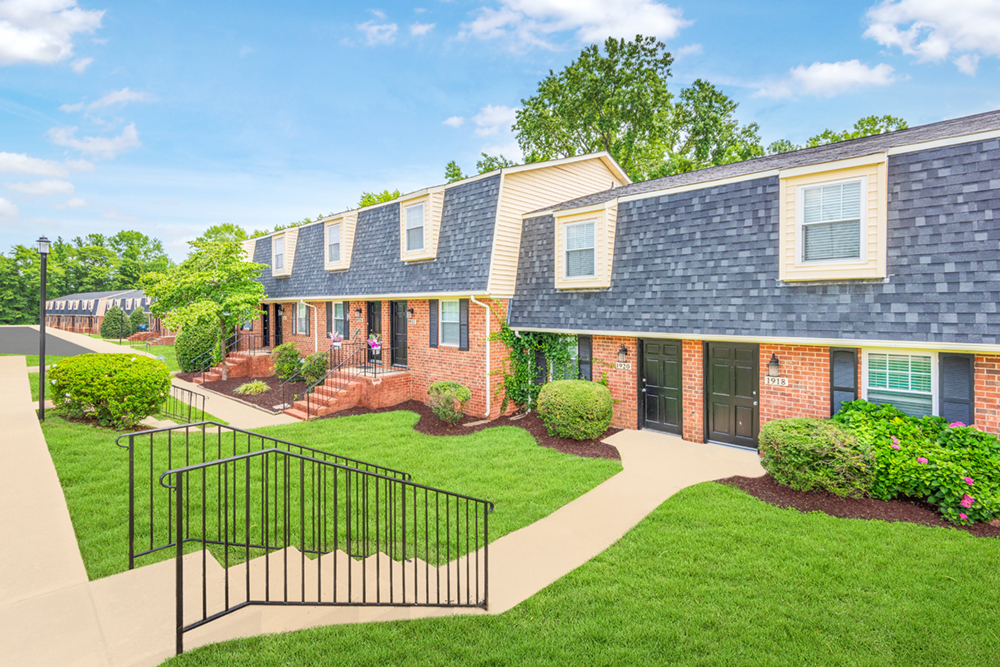Legacy 2000 apartments in Garner, NC