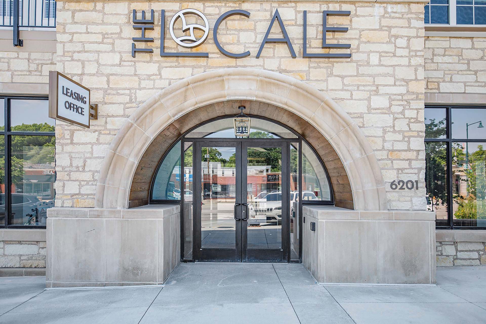 The Locale apartments in Mission, KS